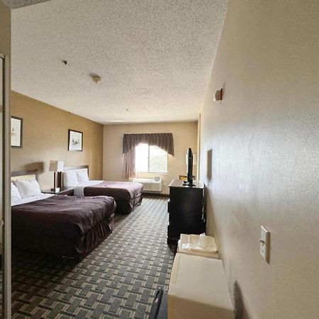 Fairbridge Inn & Suites Batavia-Darien Amusement Park Kültér fotó